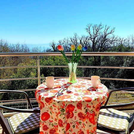Starry Night - Smart Tv, Extra Big Bed, Big Bathtub, Private Parking, Sea View, Wifi, 2Bedrooms Volosko Extérieur photo