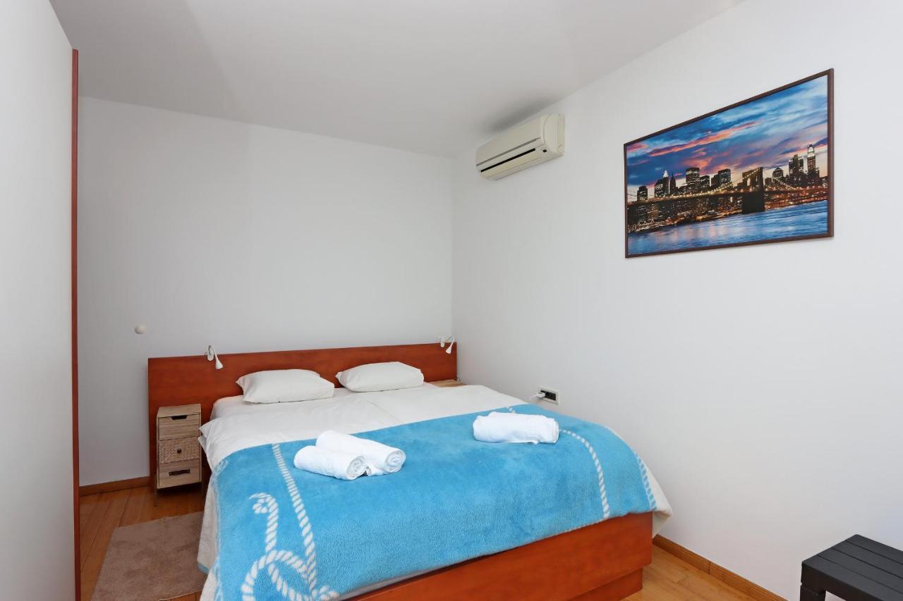Starry Night - Smart Tv, Extra Big Bed, Big Bathtub, Private Parking, Sea View, Wifi, 2Bedrooms Volosko Extérieur photo