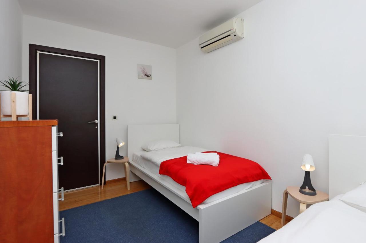 Starry Night - Smart Tv, Extra Big Bed, Big Bathtub, Private Parking, Sea View, Wifi, 2Bedrooms Volosko Extérieur photo