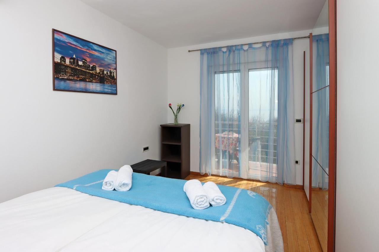 Starry Night - Smart Tv, Extra Big Bed, Big Bathtub, Private Parking, Sea View, Wifi, 2Bedrooms Volosko Extérieur photo