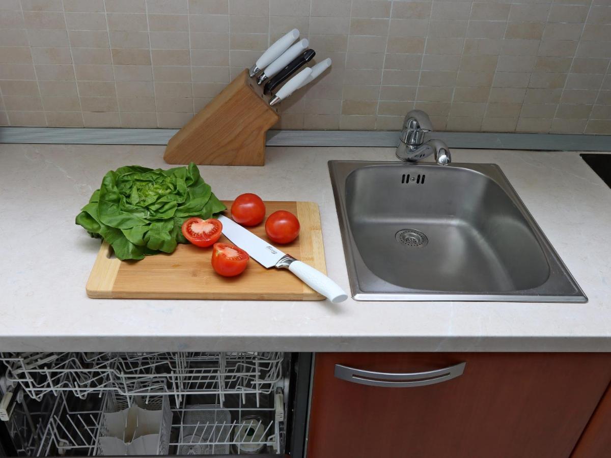 Starry Night - Smart Tv, Extra Big Bed, Big Bathtub, Private Parking, Sea View, Wifi, 2Bedrooms Volosko Extérieur photo