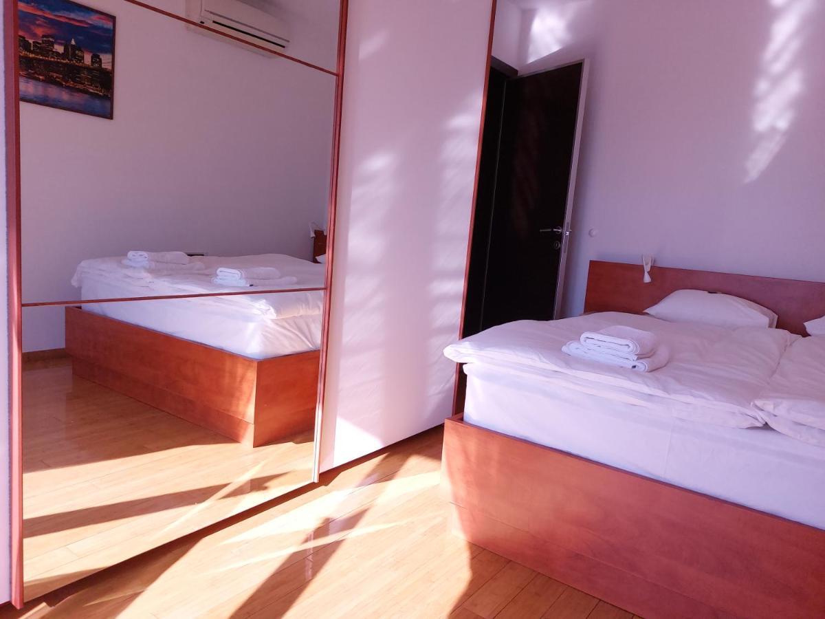 Starry Night - Smart Tv, Extra Big Bed, Big Bathtub, Private Parking, Sea View, Wifi, 2Bedrooms Volosko Extérieur photo