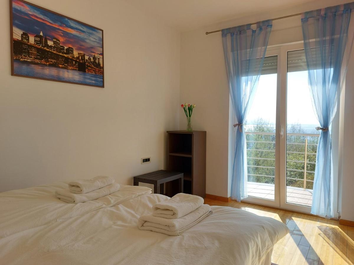 Starry Night - Smart Tv, Extra Big Bed, Big Bathtub, Private Parking, Sea View, Wifi, 2Bedrooms Volosko Extérieur photo